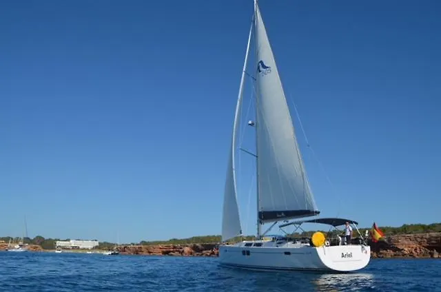 Tekne Velero Ariel Otel San José İspanya