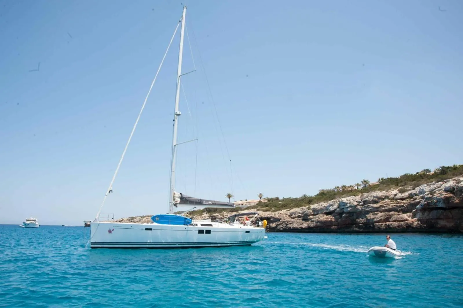Velero Ariel Otel San José Tekne