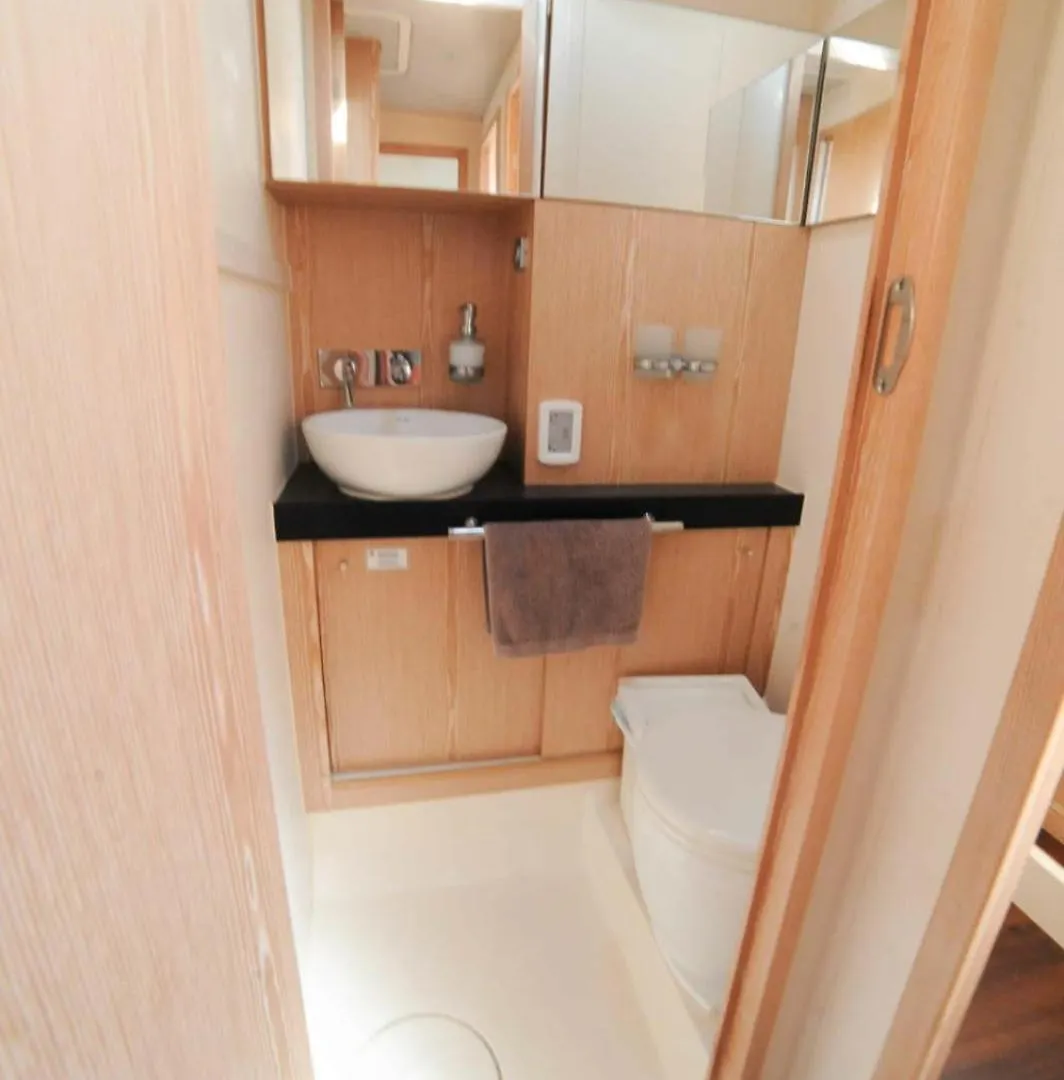 Velero Ariel Otel San José Tekne